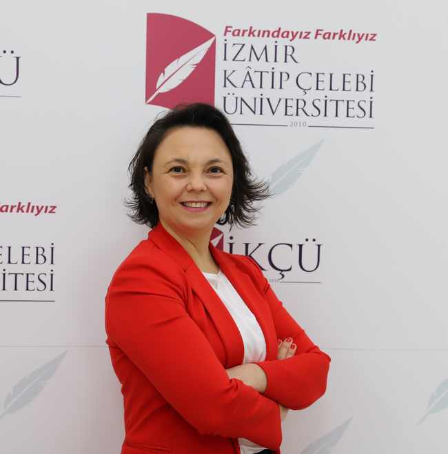 İzmir Kâtip Çelebi Üniversitesi Tıp Fakültesi Çocuk Sağlığı ve Hastalıkları ve Çocuk Nöroloji Uzmanı Prof. Dr. Pınar Gençpınar,