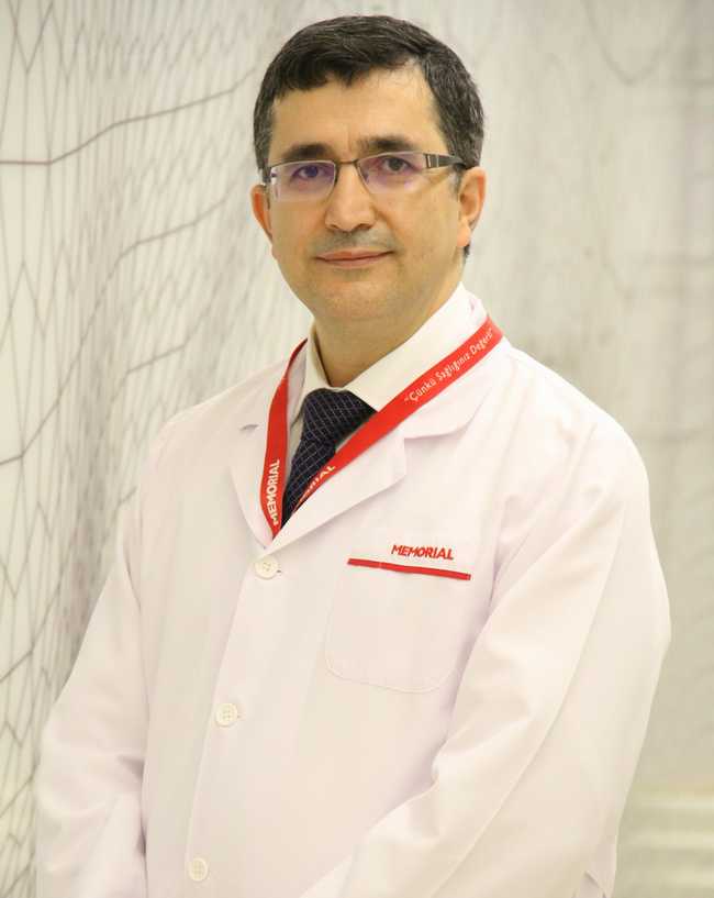 Memorial Ataşehir Hastanesi Dermatoloji Bölümünden Prof. Dr. Necmettin Akdeniz, tırnak batması ve tedavisi hakkında bilgi verdi. 
