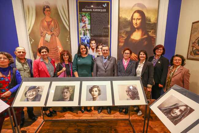 Konak Belediyesi’nin 25 Kasım Kadına Yönelik Şiddetle Mücadele Günü kapsamında düzenlediği Gülderen Depas'ın, “Sınır Tanımayan Kadınlar 25” sergisi, Kadın Müzesi’nde açıldı