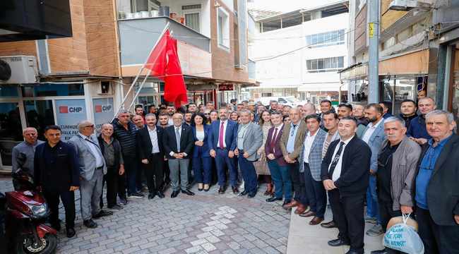2025/03/1742236607_senol-aslanoglu-bakircay-in-uc-ilcesinde-chp-teskilatlarini-ziyaret-etti_-1.jpg