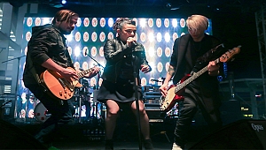 Fatma Turgut'tan İzmir'de Muhteşem Kapanış Konseri