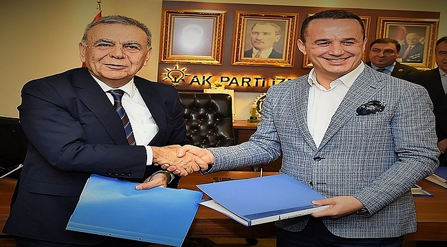 Başkan Kocaoğlu, AK Parti'yi ziyaret etti