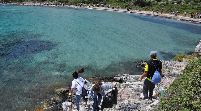 Büyük Menderes Deltası Milli Parkı çevre gönüllüleri tarafından temizlendi