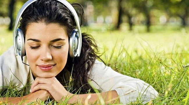 yüksek tansiyon için müzik dinlemek