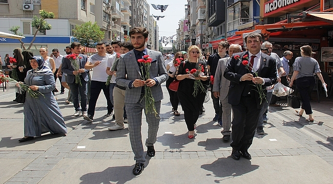 Saadet'li adaylardan Alsancak'ta sevgi yürüyüşü