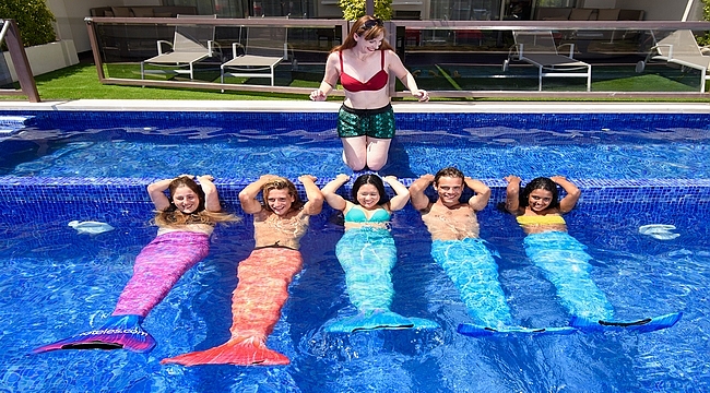 HOTELS.COM araştırdı: Her üç kadından biri deniz kızı olmayı istiyor