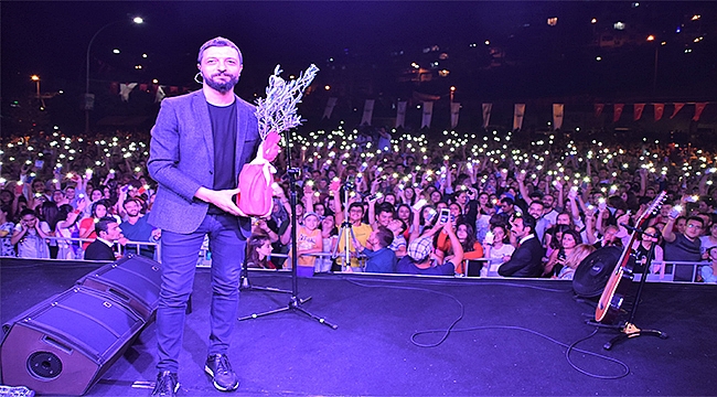 Mehmet Erdem, Gemlik Festivali'nde sahne aldı