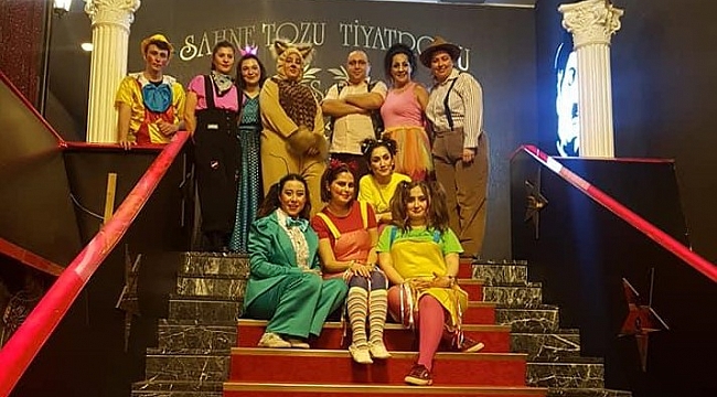 "Pinokyo" oyunu Sahne Tozu Tiyatrosu'nda sergileniyor