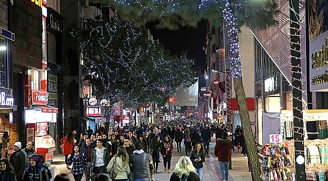 Karşıyaka Çarşısı için söz esnafta