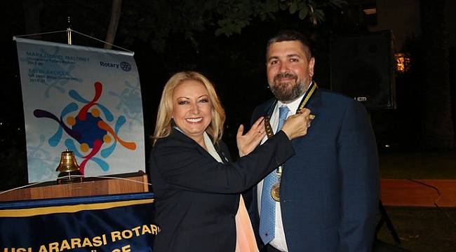 Göztepe Rotary'de yeni başkan Barış Akyelli