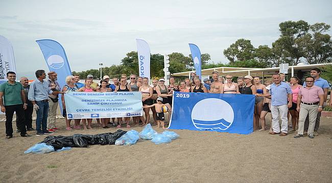 Finlandiyalı voleybolcular Lara sahilini temizledi