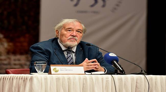 Prof. Dr. İlber Ortaylı, Dokuz Eylül Üniversitesi'nde konferans verdi