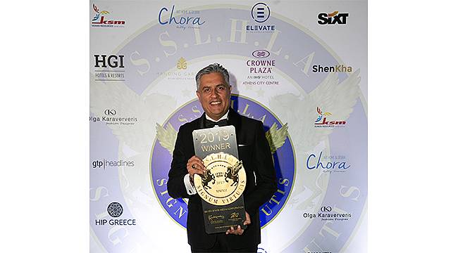 "Seven Stars Luxury Hospitality and Lifestyle Awards"ödülünü Türkiye'ye getirdi