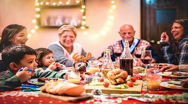 Evde keyifli bir yılbaşı geçirmenin yolları 