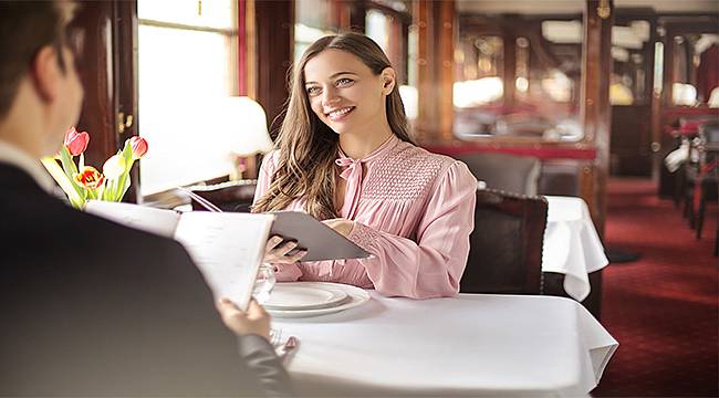 Sevgililer Günü gibi özel günlerde akşam yemeğinde nereleri tercih ediyoruz?