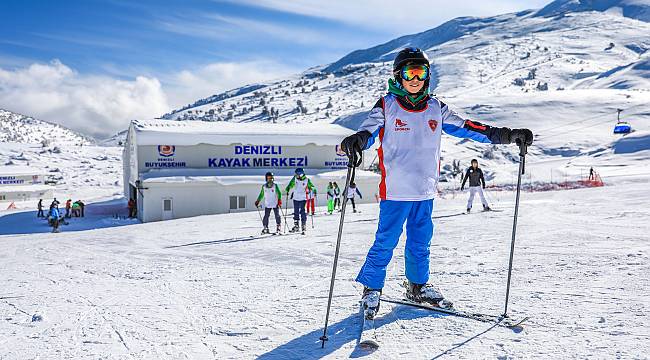 Büyükşehir ile kayak sporuna ilgi artıyor // Denizli Haberleri