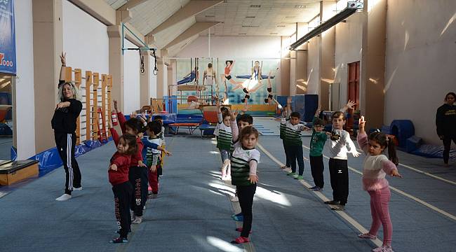 Manisa'da Çocuklar İçin Jimnastik Kursları
