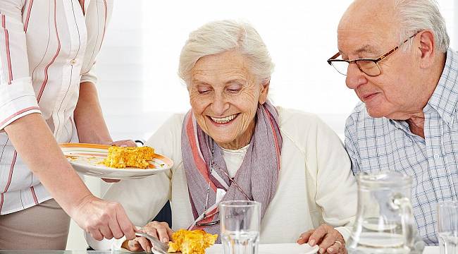 65 yaş üstü kişilere karantina dönemi beslenme önerileri