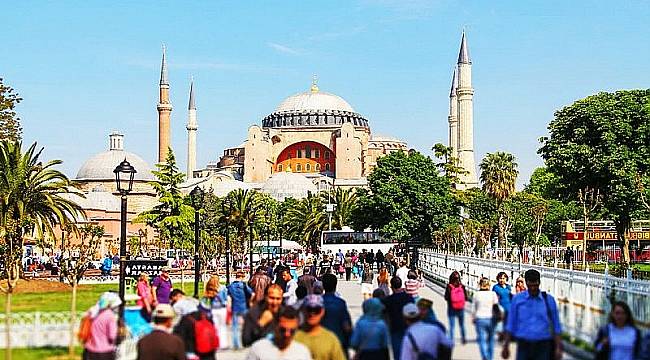 İstanbul'a gelen turist sayısı azaldı