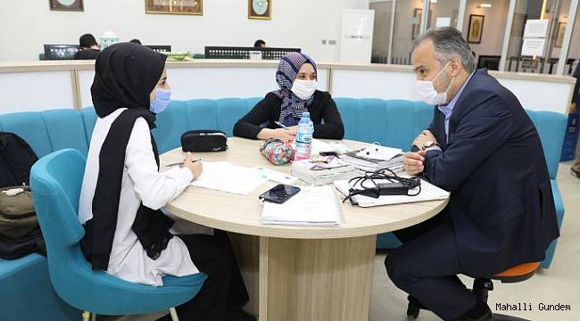 Üniversite adaylarına Başkan morali
