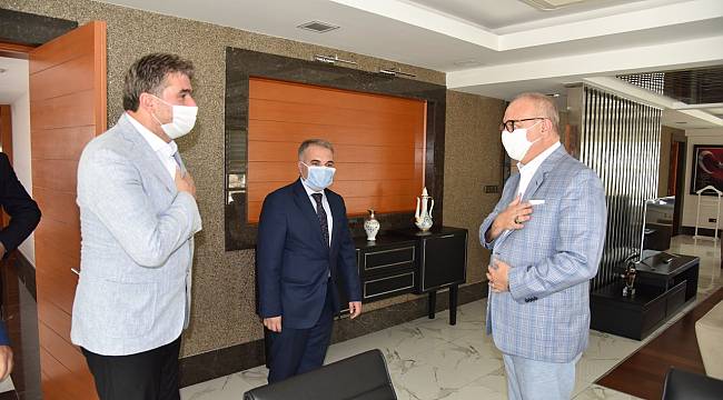 Başkan Ergün Kula Heyetini Ağırladı