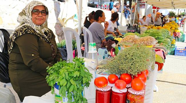 Çeşme Belediyesi 'Tarladan Sofraya Üretici Pazarı' Açılıyor!