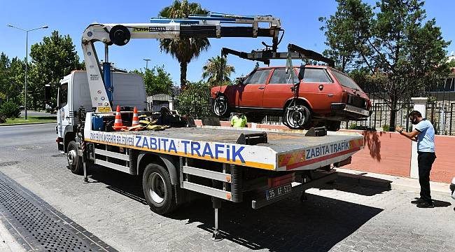 İzmir'de 6 ayda 184 hurda araç çekildi 