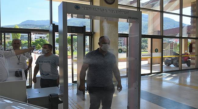 Kemalpaşa Belediyesi'nden Mopak Teknik Lisesi'ne Ar-Ge desteği