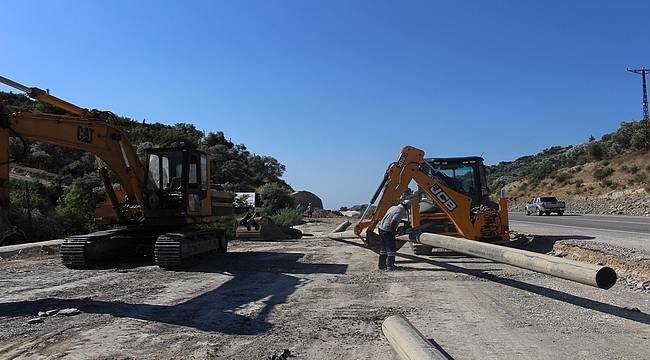 ASAT'tan Manavgat'ta içme suyu hattı çalışması