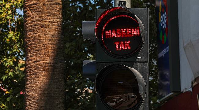 Büyükşehir'den trafik ışıklarıyla "Maskeni Tak" çağrısı 