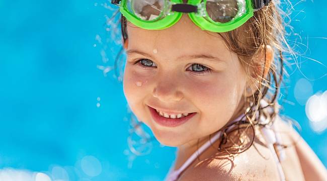 Çocukların göz sağlığını bozan 5 yaz tehlikesi