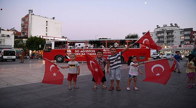 Kepez'den Kaş'a 30 Ağustos coşkusu 