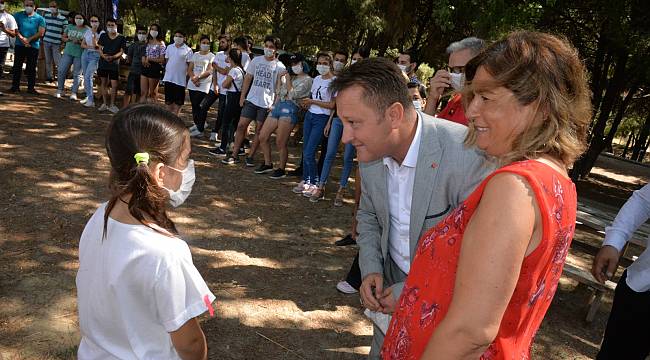 Menemenli gençler İzmirli yaşıtlarıyla buluştu 