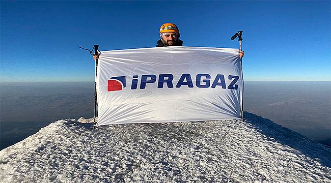 İpragaz Gönüllüleri, Ağrı Dağı'nın zirvesinde atık topladı