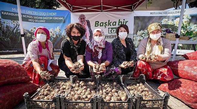 İzmir Büyükşehir Belediyesi üreticiye desteğini sürdürüyor