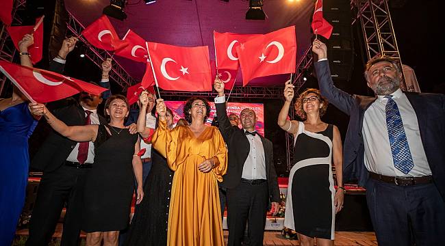 Kurtuluşun 98. yıl dönümü resepsiyon ile kutlandı