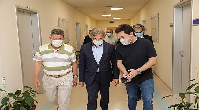 Bakan Yardımcısı Demircan'dan Başkan Muhittin Böcek'e geçmiş olsun ziyareti