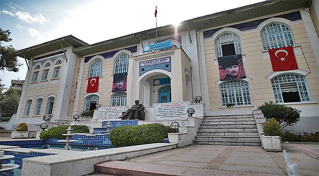 Denizli Gazi İlkokulu'nun restorasyon projesini Büyükşehir hazırlayacak