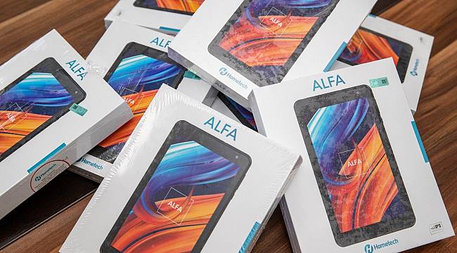 İZSİAD'dan bağış kampanyasına tablet desteği