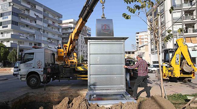 Karşıyaka'da çöp konteynerleri yer altına iniyor