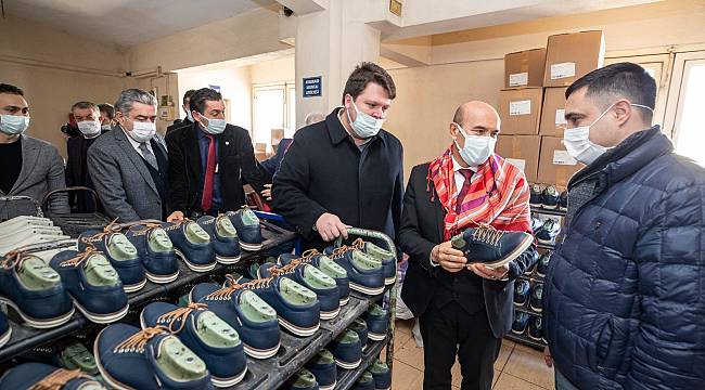 Ayakkabı sektörüne can suyu İzmir Büyükşehir Belediyesinden
