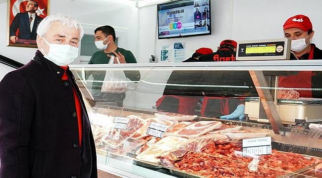 Halk Et Tırı'na Finike'de yoğun ilgi