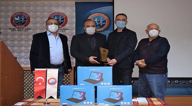 ALTO'dan Aliağalı öğrencilere tablet desteği 