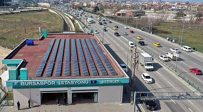 Bursa'da metro durakları enerji istasyonuna dönüyor