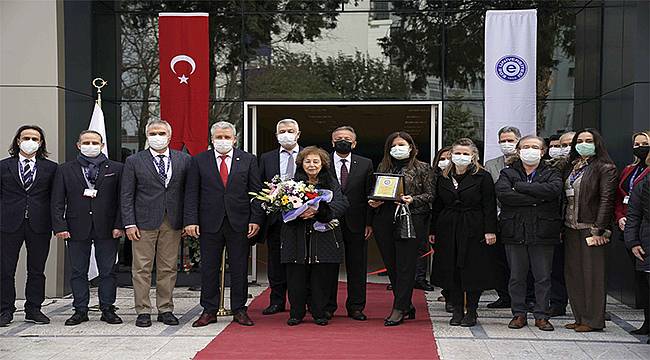 Ege Üniversitesi Tıp Fakültesinde yenilenen kütüphane ve derslikler törenle açıldı