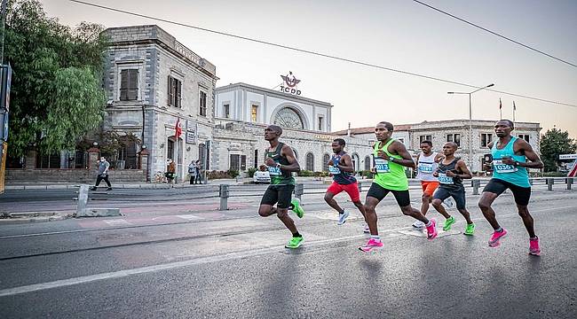 "Maratonİzmir" 21 Nisan Pazar günü koşulacak