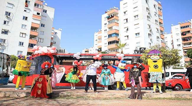 Antalya Büyükşehir'den renkli Nevruz kutlaması