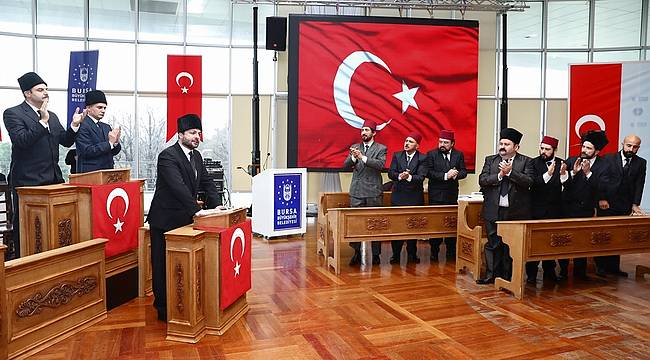 Bursa Büyükşehir Belediye Meclisi'nde İstiklal Marşı'nın kabulü canlandırıldı 