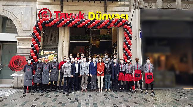 Tavuk Dünyası İstanbul ve İzmir'deki restoran sayısını artırıyor 