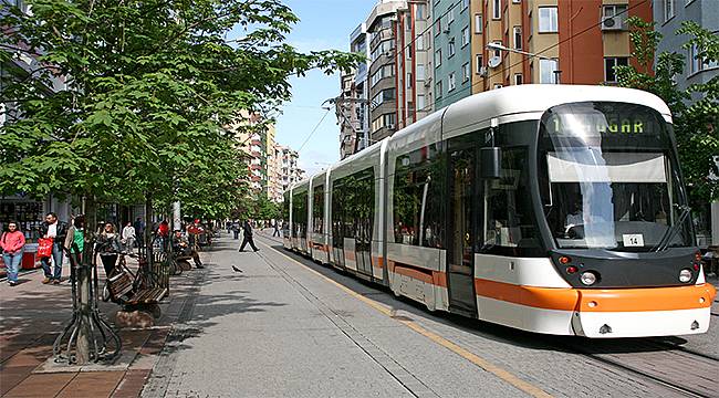 Eskişehir'de toplu taşıma seferleri yeniden düzenlendi 